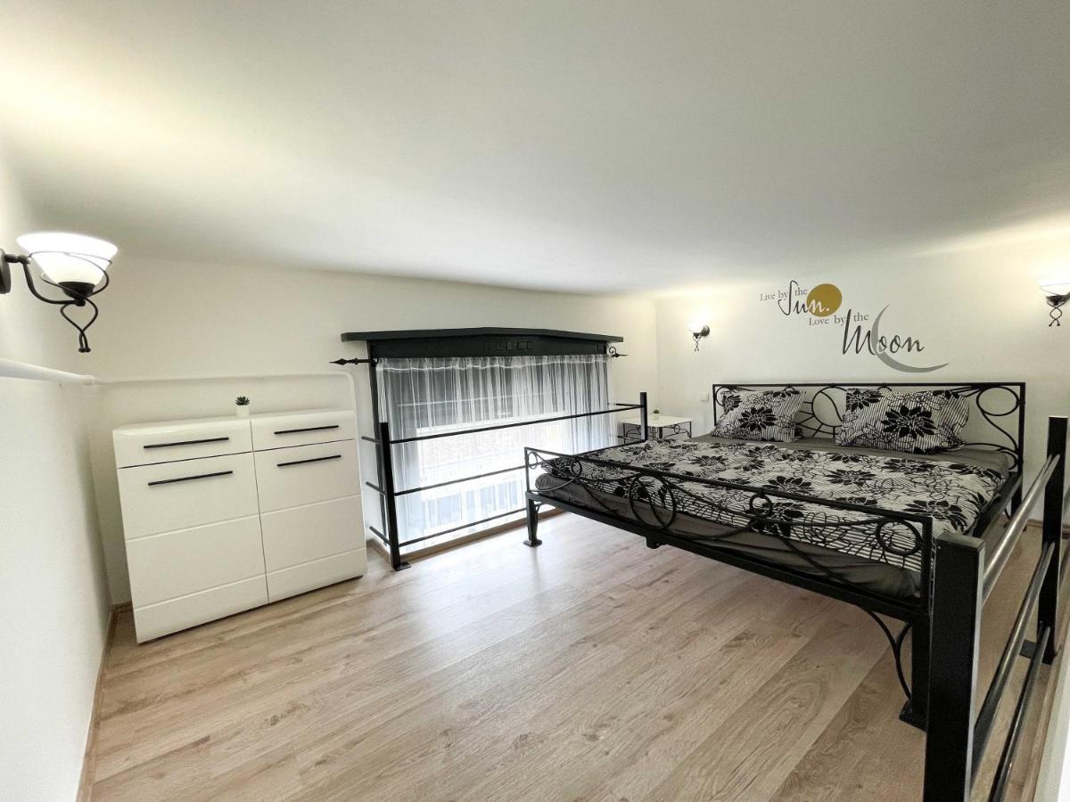 Manyi Apartman 2 Дебрецен Екстер'єр фото